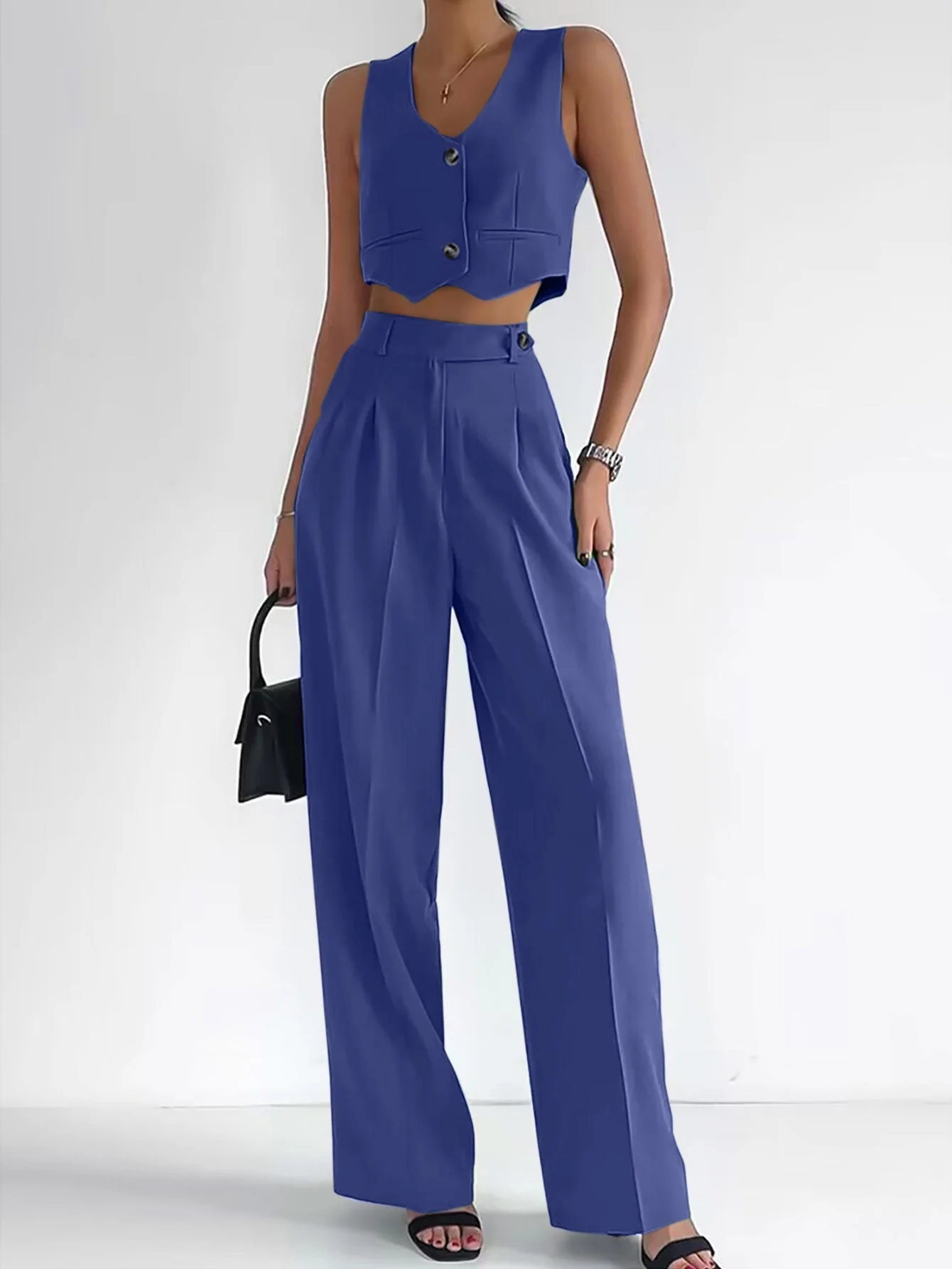 Casual Breeze | Sleeveless Polyester Vest + Trousers Suit - Image 17