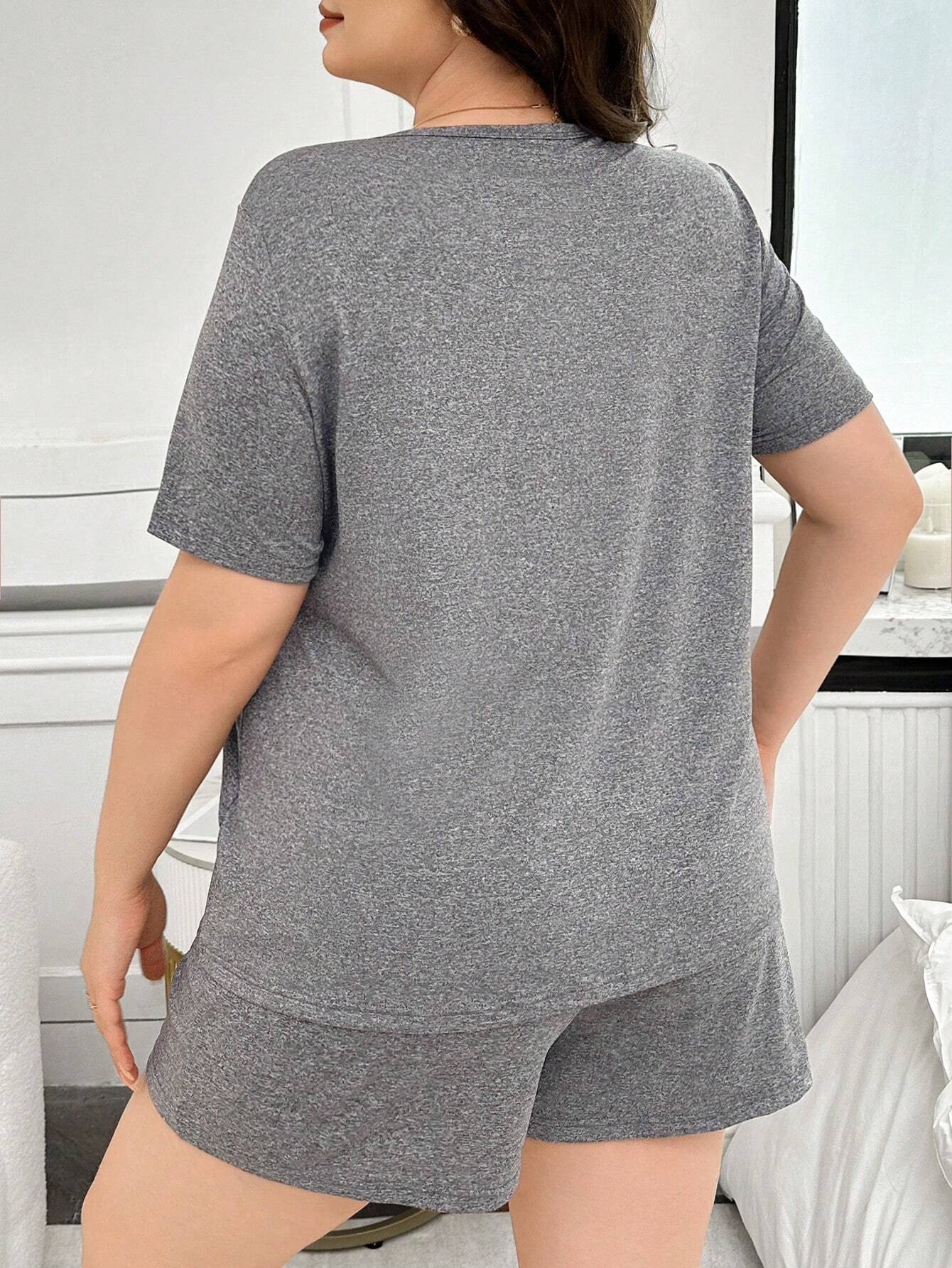 Plus Size Women Heart Print Crew Neck Short Sleeve T-Shirt And Shorts Pajama Set, Outfits - Image 6