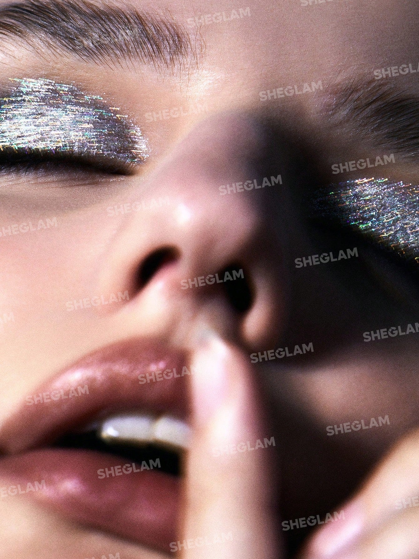 SHEGLAM Party Glitter Liner-Disco Ball Liquid Eyeshadow Gel Silver High Shine Long Lasting Highly Pigmented Long Wear Liquid Liner - Image 7
