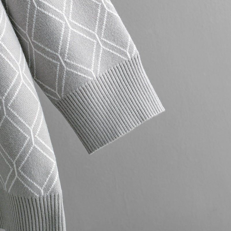 The Diamond Grace | Women's V-Neck Diamond Pattern Knit Cardigan - Image 7