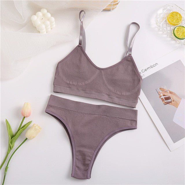 The Seamless Yoga Flow | Women's Seamless Sports Bra & Thong Bodysuit Set - Image 8